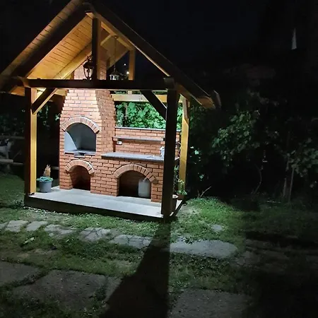 Casa De Oaspeti Anna Apartment